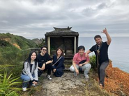 2023年3月沖縄出張。CEOと同行しながら、 サービスの出展者に会いに行く旅。今回の旅で、 新卒社員が手を挙げ参加することができた。