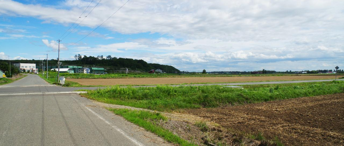街の風景や営みに耳を澄ませ、その魅力を編集していく。表現の知見が活きる場所
