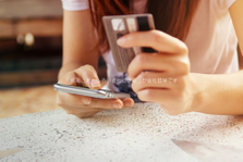D2Cブランドの立ち上げ・ブランディングと販売を行う専任ディレクター求む
