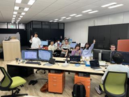 社内はこんな感じです～