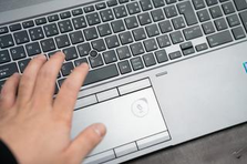 営業事務/中古PCの大量流通を支えよう！絶賛成長中の中古パソコンの商社