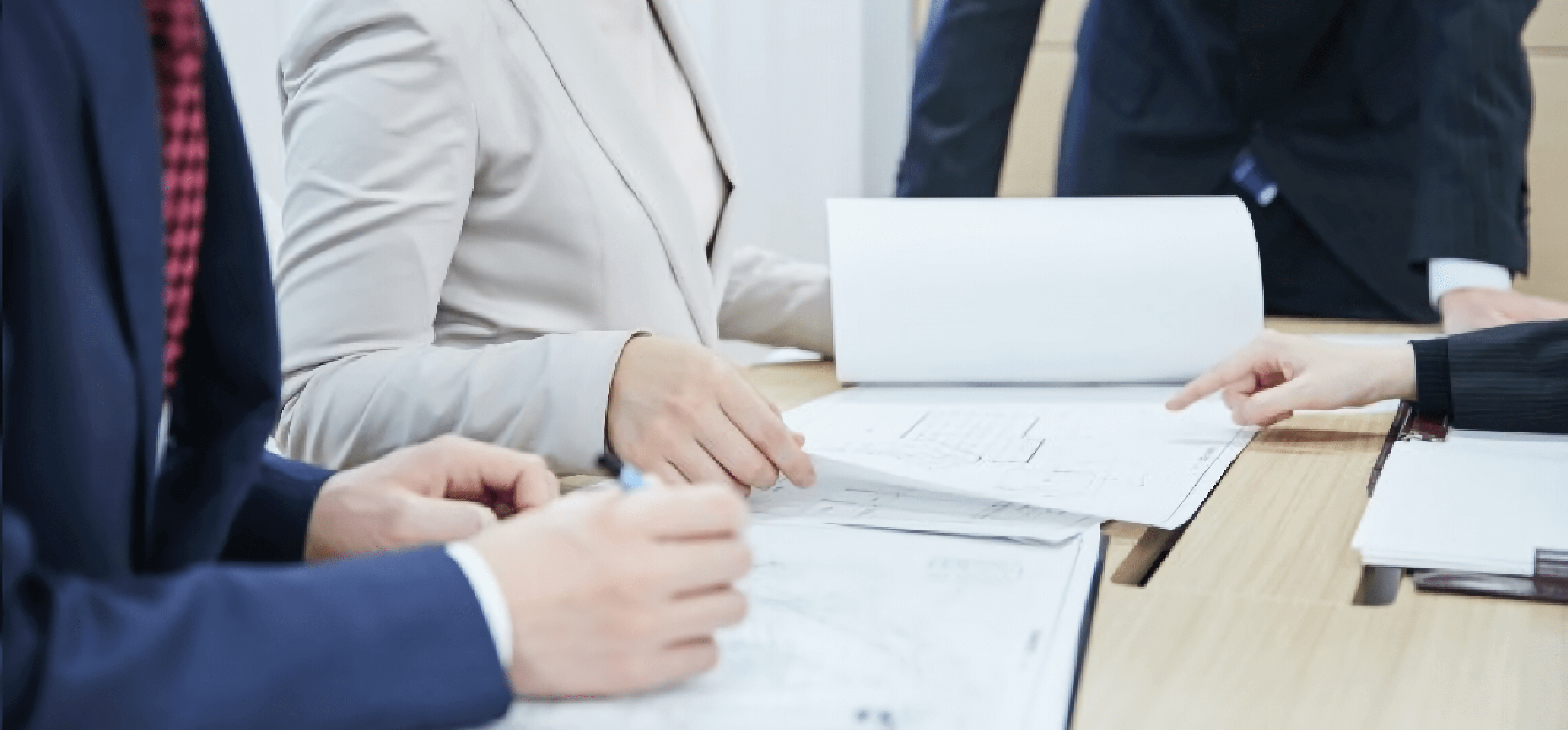 【法務スタッフ】入社した初日、1週間後、1ヵ月後、3ヵ月後の1日のスケジュール