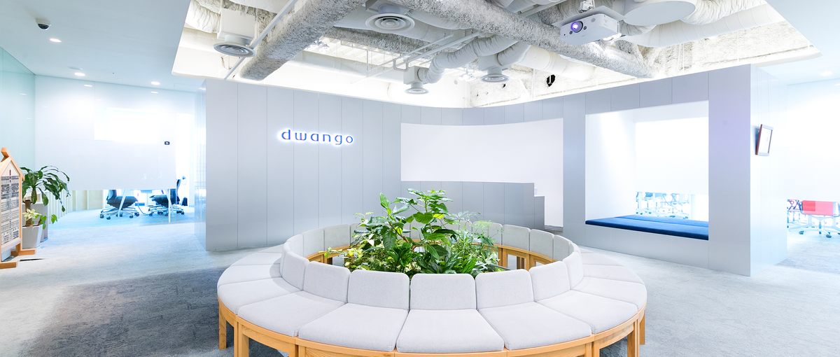 毎日の登校って実はムダでは？と考えたことのあるフロントエンドエンジニア募集