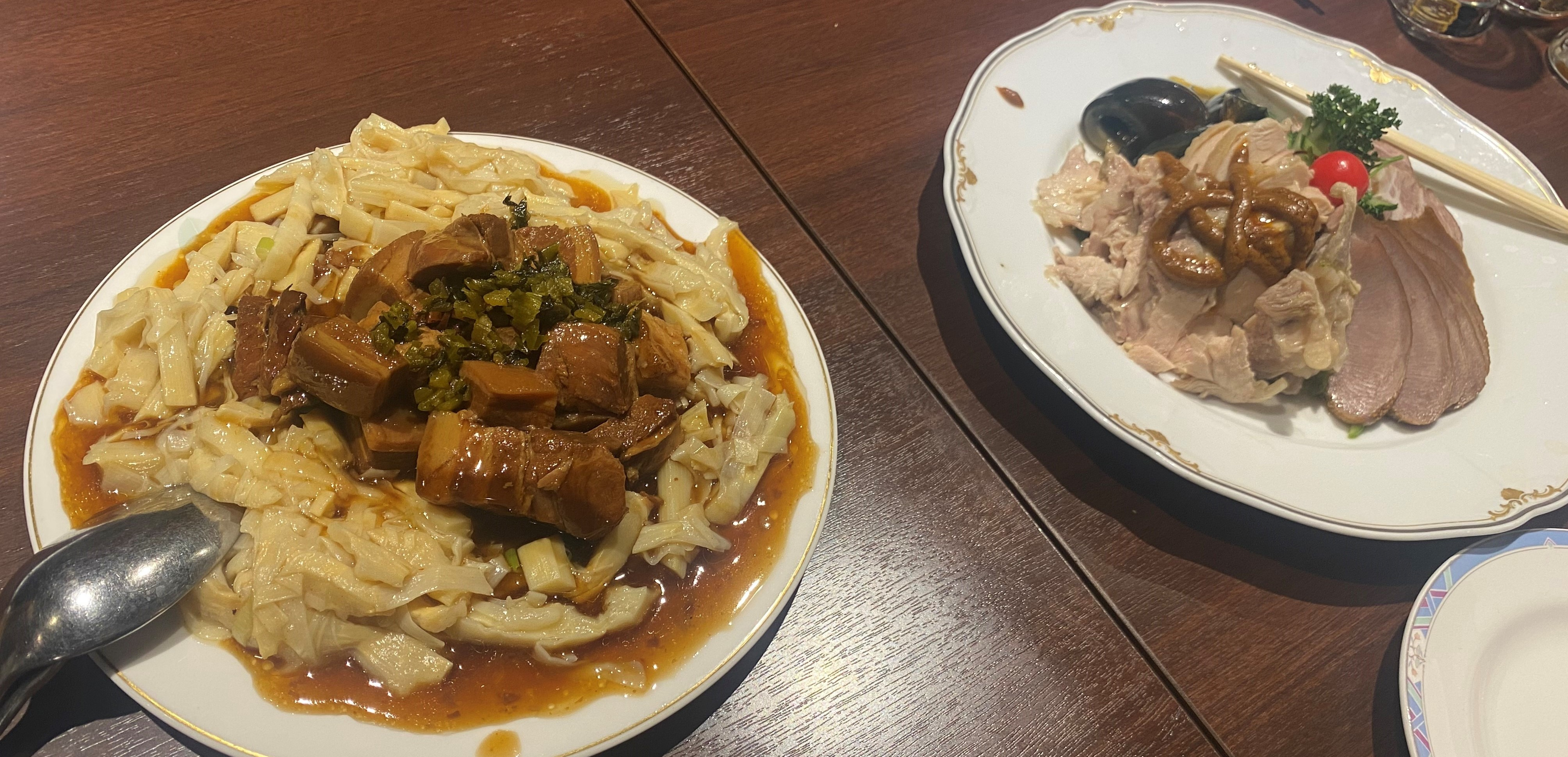 【飲み会に密着】TDSEの社風を知る！データサイエンティストは飲み会でも他者の話を熱心に聞く！？