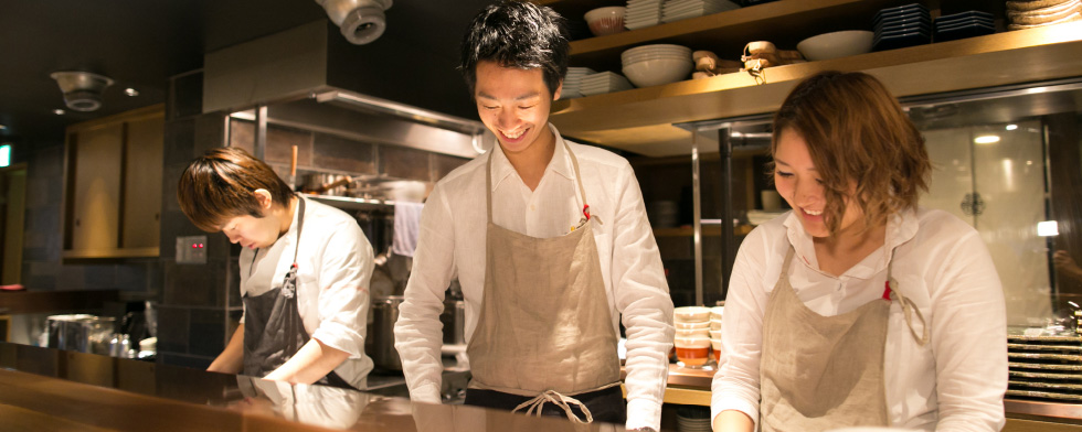 入社3年目で、新業態の店長へ。料理と接客サービスを、ゼロから作ることへの挑戦。