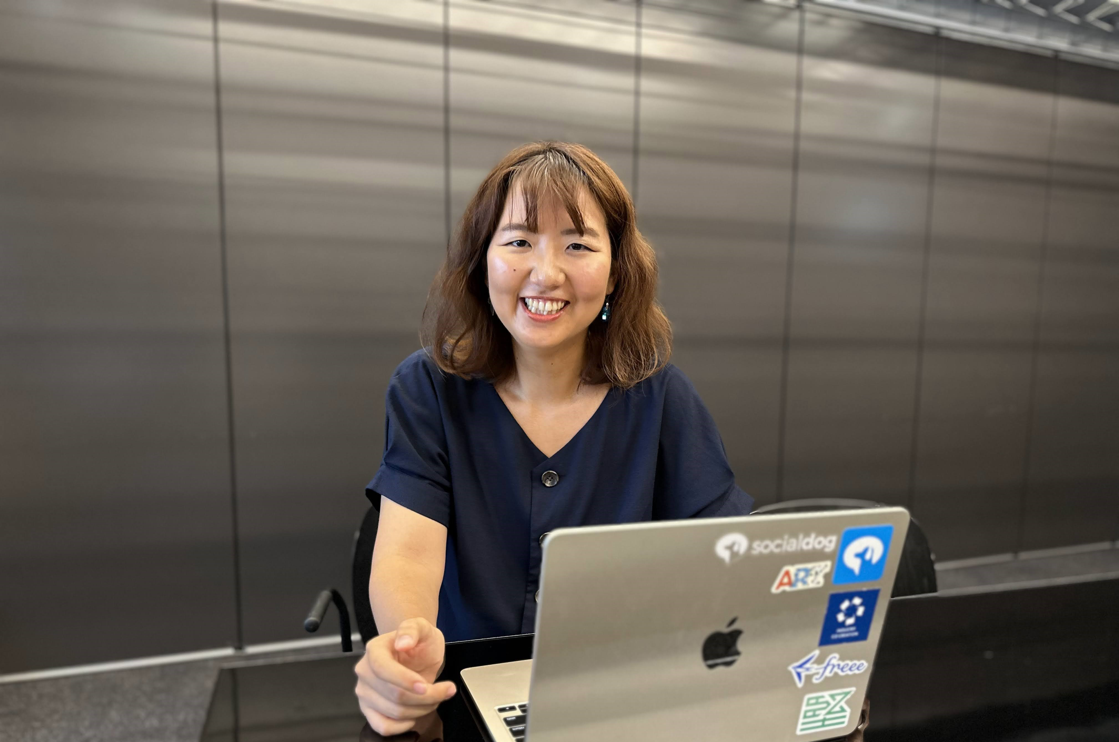 【メンバーインタビュー】育児と両立しながらCSチームを立ち上げ。CSチームの施策で成果がでていると分かった瞬間ガッツポーズ。