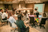 全社員での定例会(通称：締め会)