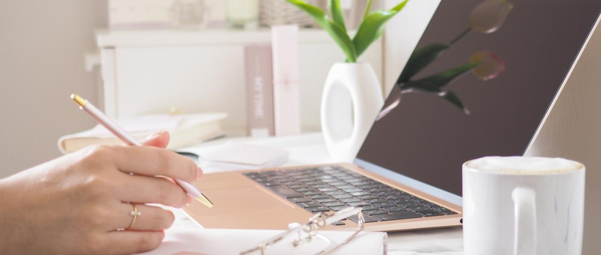 Webに興味ある方！お客さまの窓口としてWeb業界に携わってみませんか