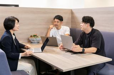 サービスの拡大と顧客満足度向上を担う！AI企業のセールスパーソン