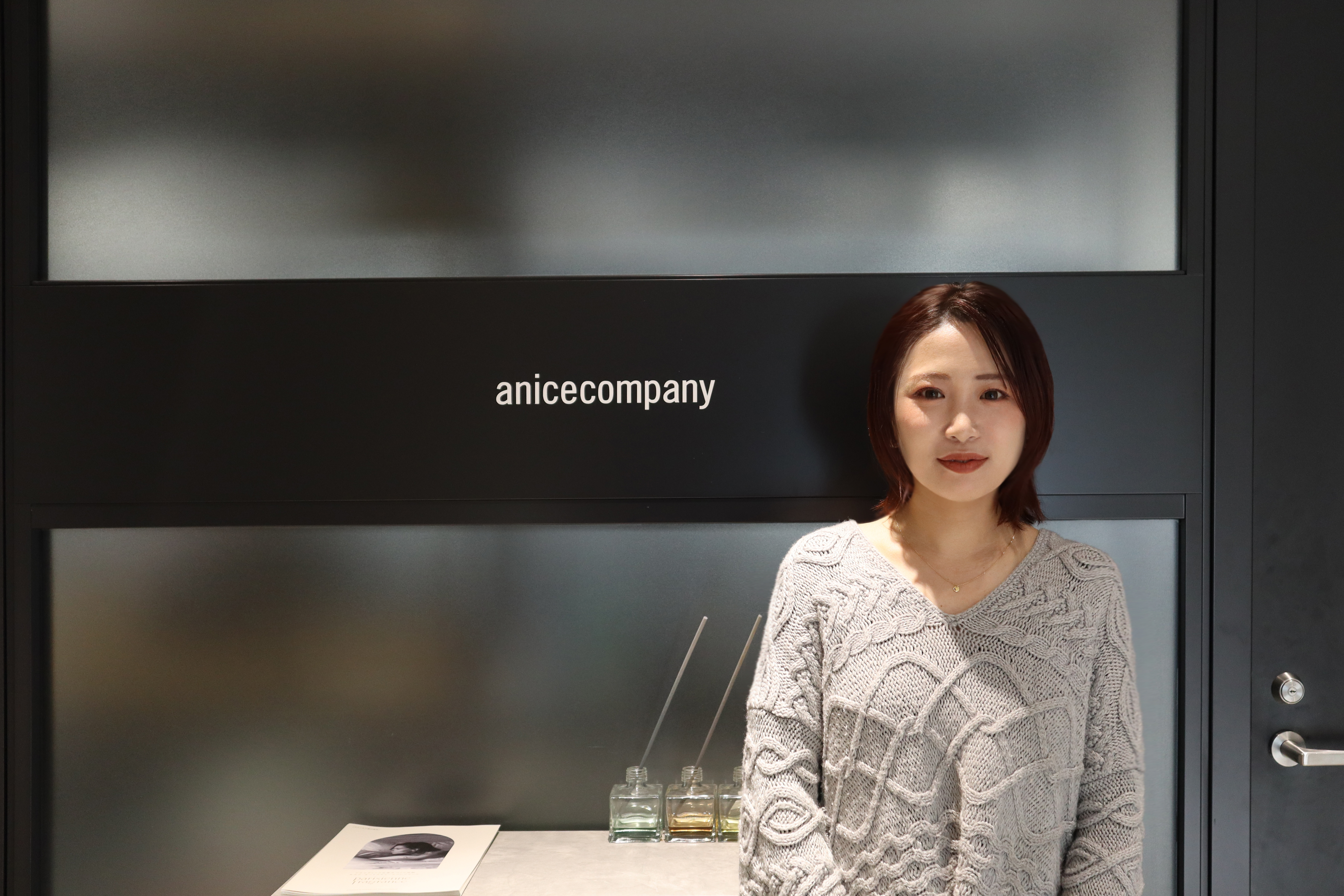 【社員紹介vol.4】インハウスデザイナーからの転身。入社して感じた「デザイナー」の新概念。