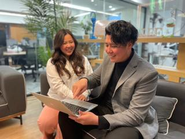 部署関わらずコミュニケ―ションはさかんです♪