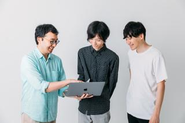エンジニア同士で情報共有もします！