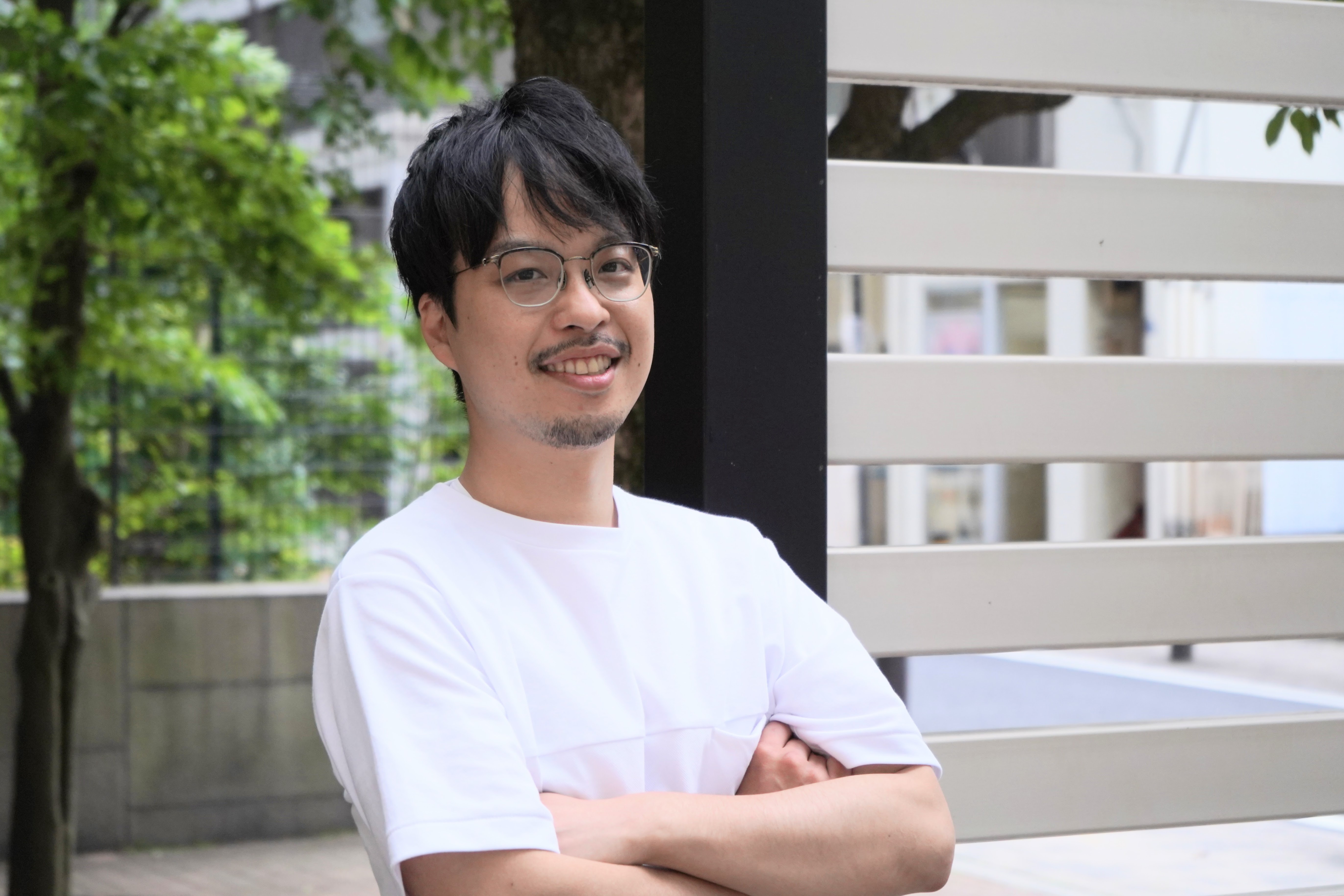 異色の経歴！元お笑い芸人の彼はなぜDearOneの営業に？ | 株式会社DearOne