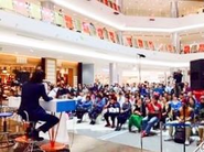 日本各地のモールで公開収録をしたり。