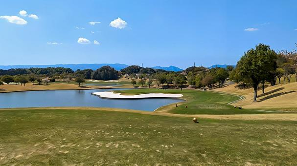 【ある日のゴルフコンペ】最後まで誰が勝つか分からない大混戦に！最後に勝ったのは、、。