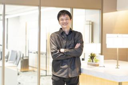代表の齋藤です。幅広い分野のWebサービス立ち上げ経験があり、役員として経営の経験を積んだのち、39歳でアドシードを起業。先頭を突っ走っていくより、社員たちが活躍できる土台を整えていくことへの思いが強いです。