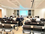 コンサルティング活動・VCだけでなく、大学生などへの起業家教育も積極的におこなっています。
