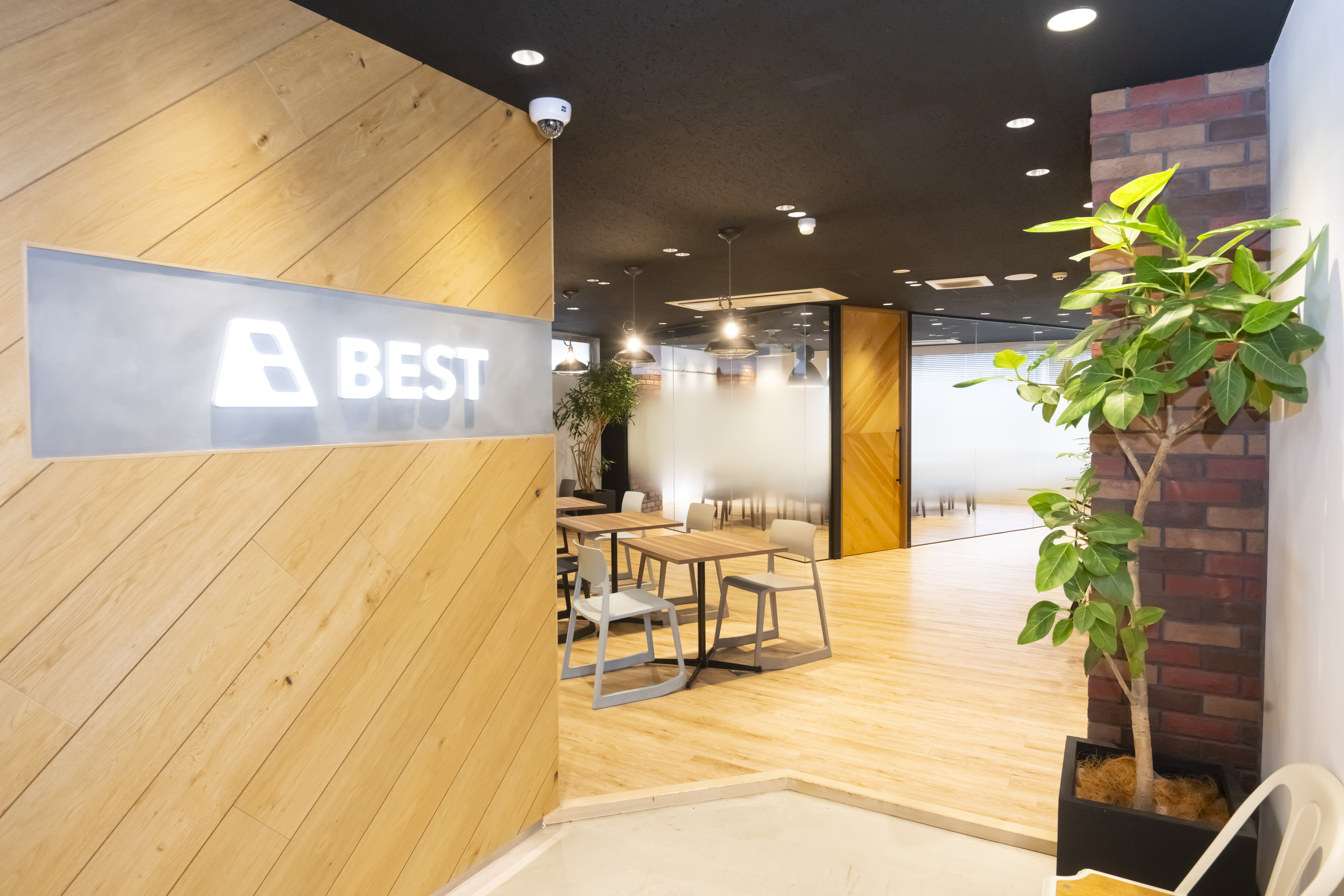 『BEST』なwebメディアチームの働き方