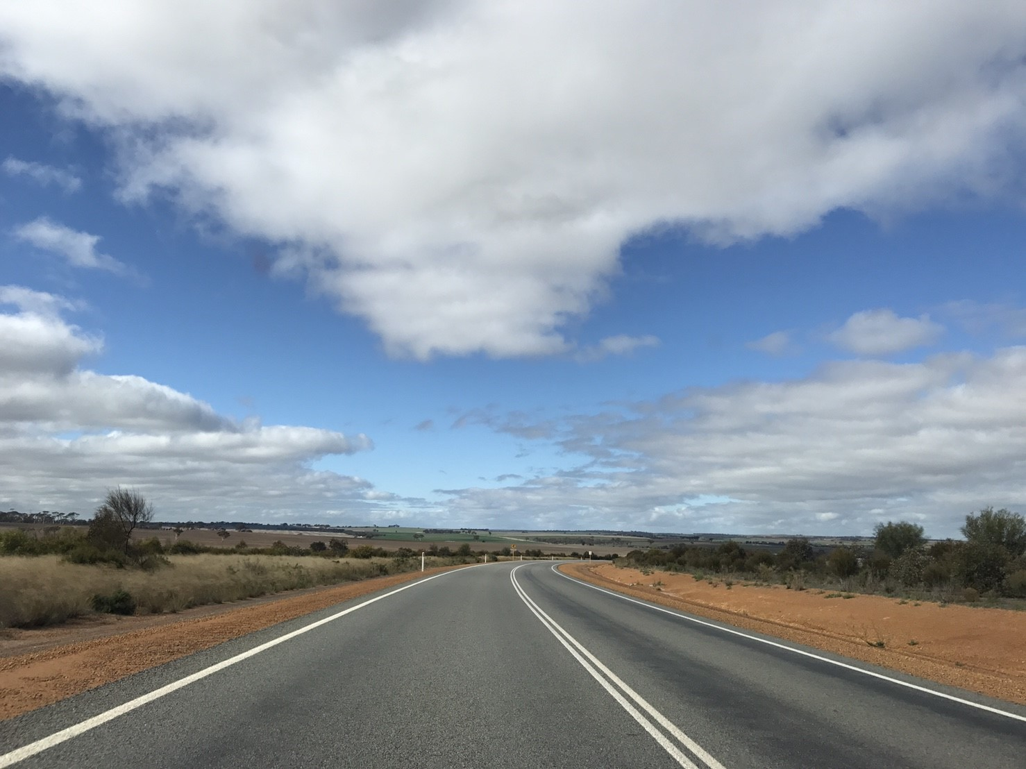 私が誰に対しても敬語を使う理由