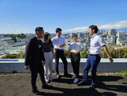 チームを超えてコミュニケーションをとりながら、営業、マーケティング、エンジニアが一緒になって企画から行っていきます。