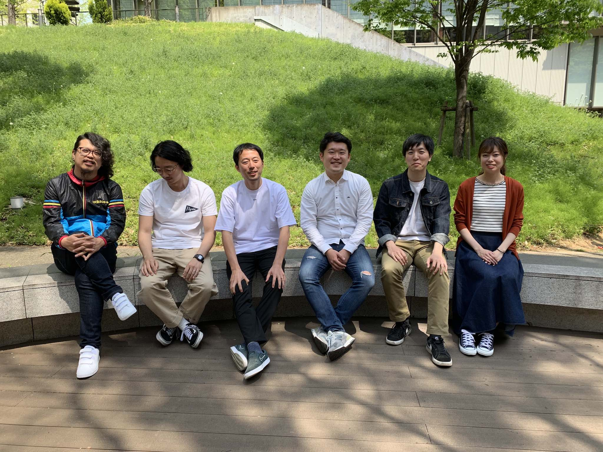 人生で最も長髪なタイミングで転職しました。