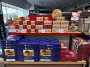 羽田空港にて"新しい東京土産"として「ベイクショートケーキ トーキョー」を販売