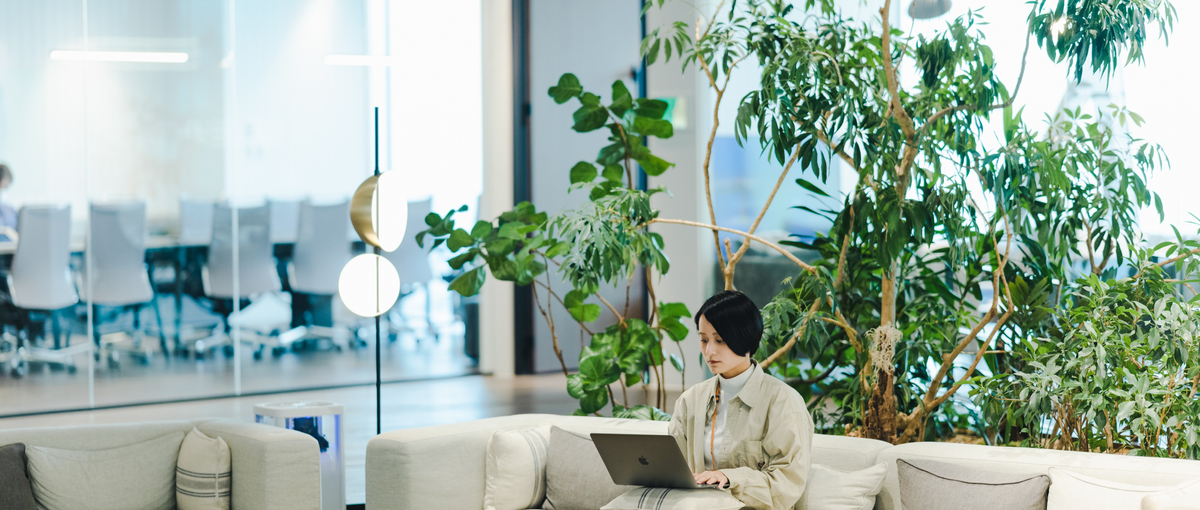 ヤプリの戦略立案から実行までを担うマーケティングプランナー