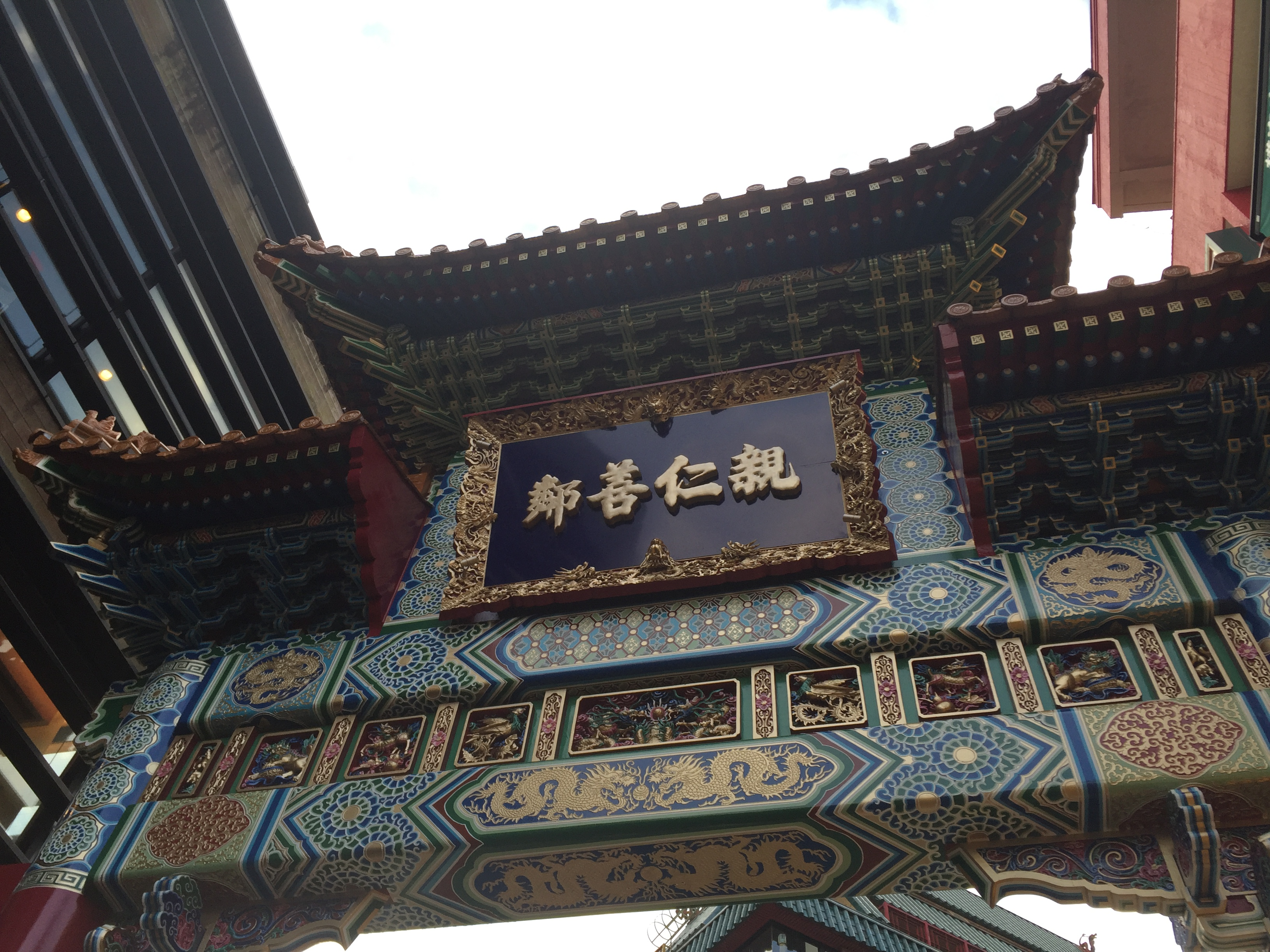 本当は声をだして泣きたかった