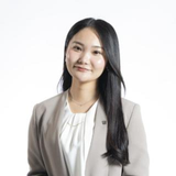 山本 友里愛