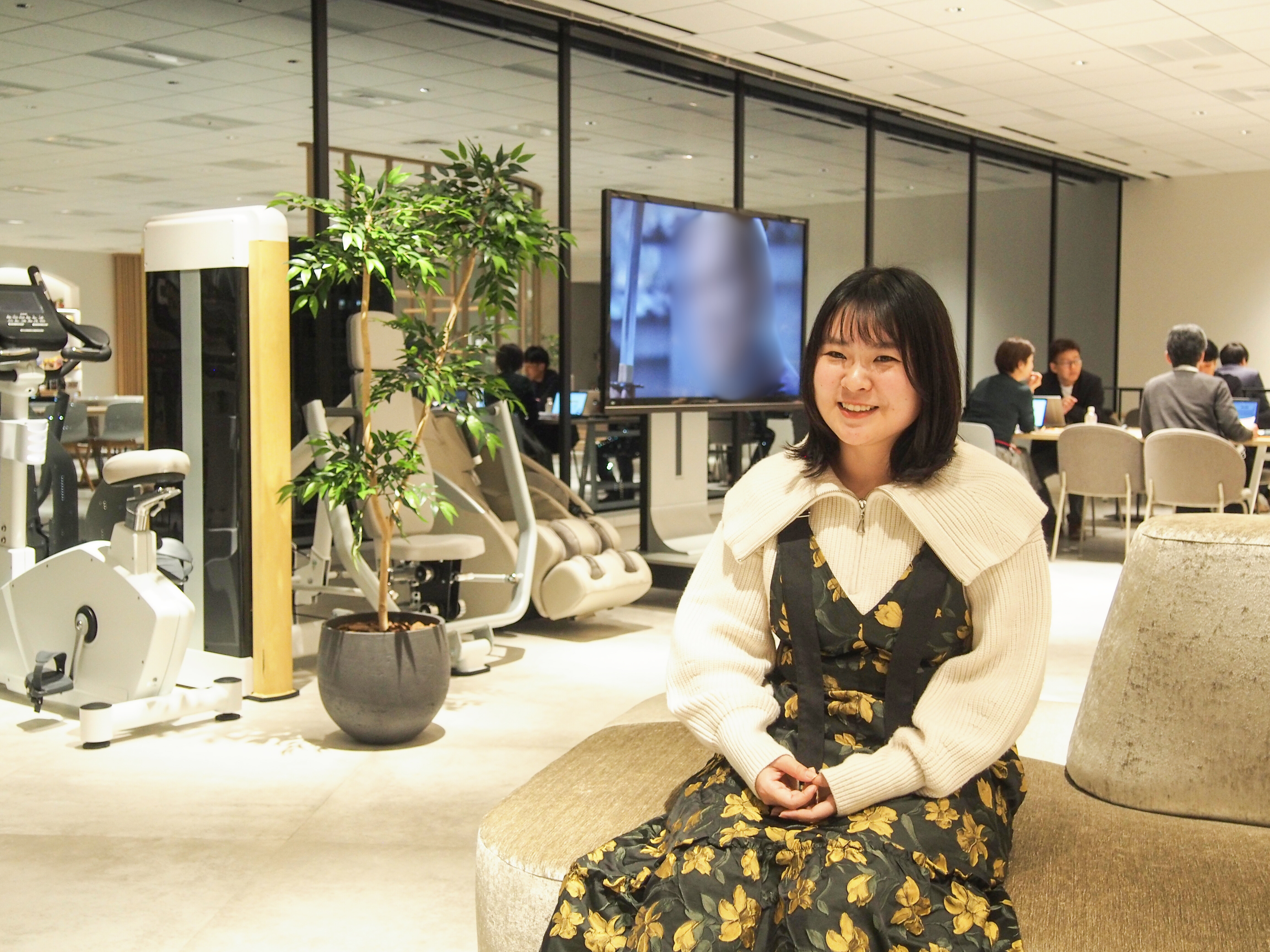 エリート会社員 内定者が若手社員に聞く！】ユーザー数100万人突破のchocoZAPを