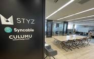 企業、NPO、そして3つの事業（STYZ/Tech、Syncable、CULUMU）が連携して、社会課題の解決に取組み、協働のサイクルを創出します。