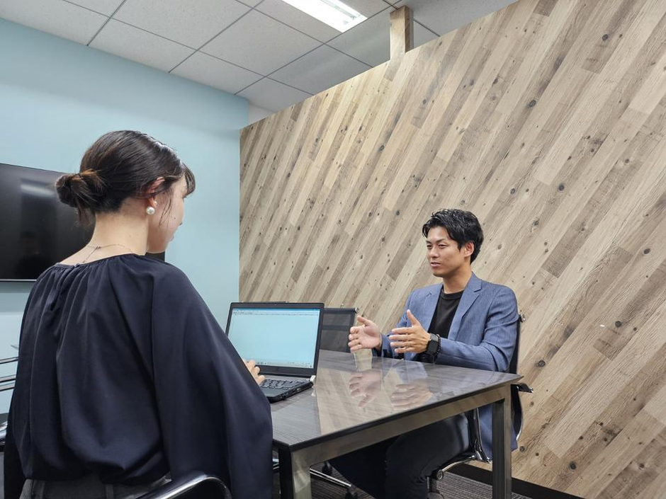 営業歴7年│異業種から転職してきた生粋の営業マンにインタビュー
