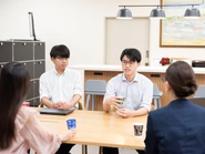 入社1年目からでも裁量のある仕事をお任せしています。多くの社員は柔軟な考えの持ち主。アイデアがあれば何でも話してみてください。