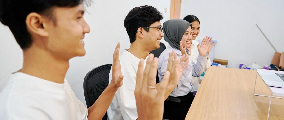 新卒募集！インドネシア人向け仕事紹介・生活を助ける仕事！