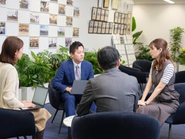 採用マーケティングの会議の様子