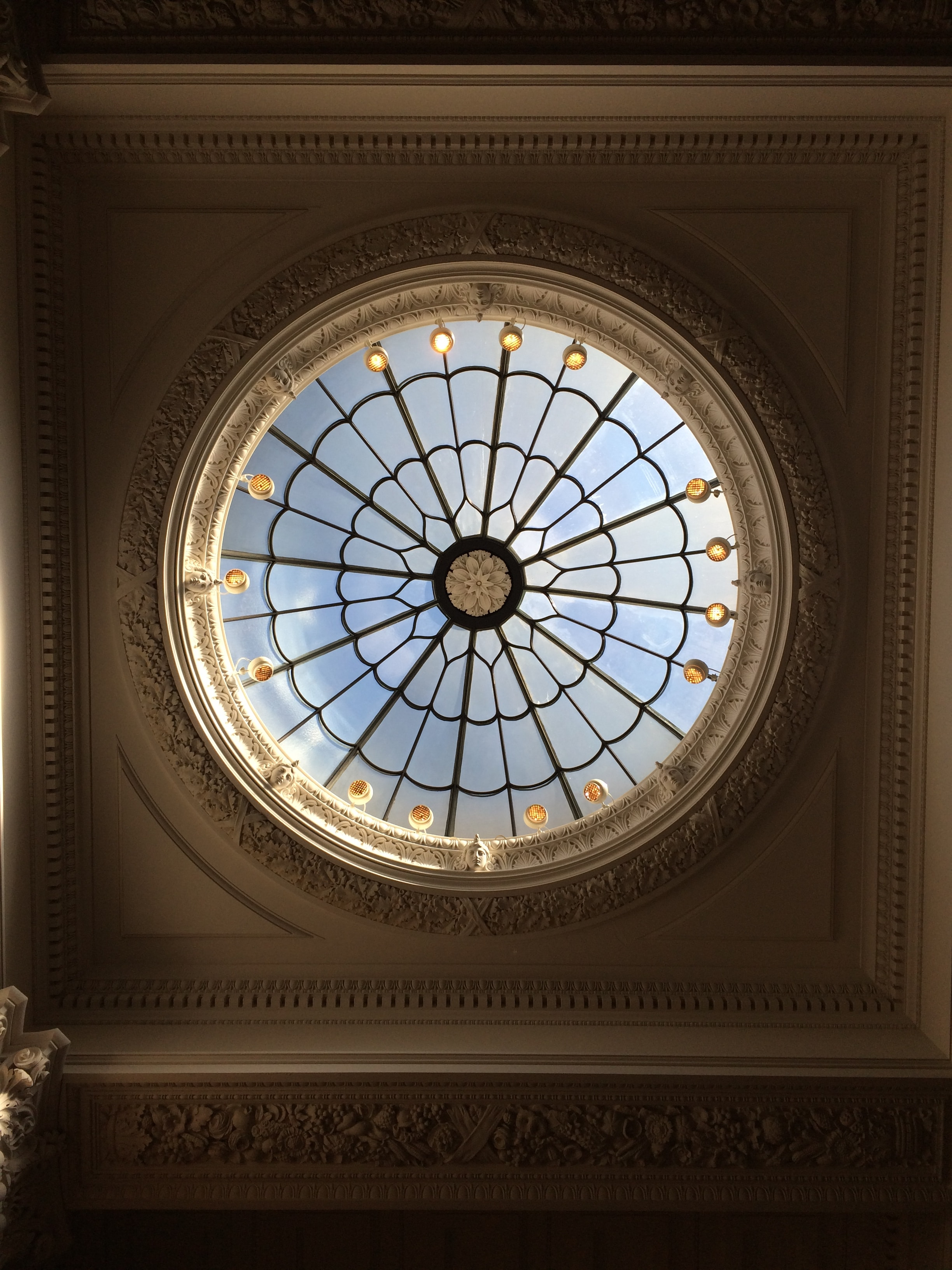 富裕層になったら、君はどうする？