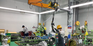 作業車の負担を減らす助力装置「電空バランサー」
