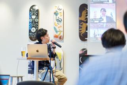 社内外での勉強会、トークイベント、他社との交流会などを定期的に開催