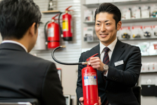 消防装備の最適解を提案する、プロフェッショナル営業へ。
