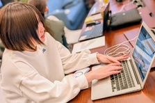 経験ゼロ・独学歓迎。充実の社内研修で"価値を感じさせる"Webデザイナーへ