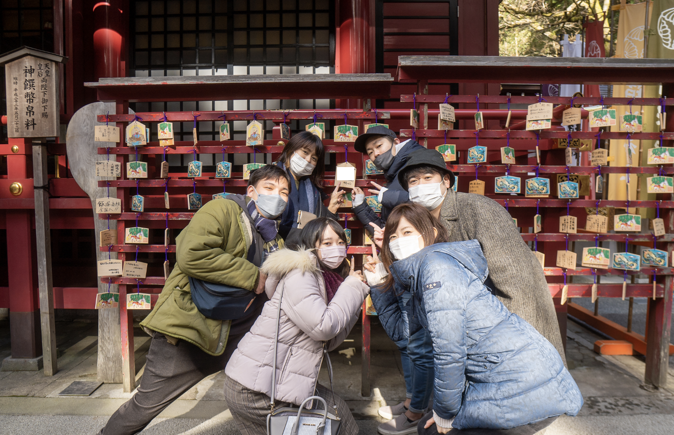 年末のまったり箱根社員旅行レポート！寿司、お肉、遊覧船、足湯....幸