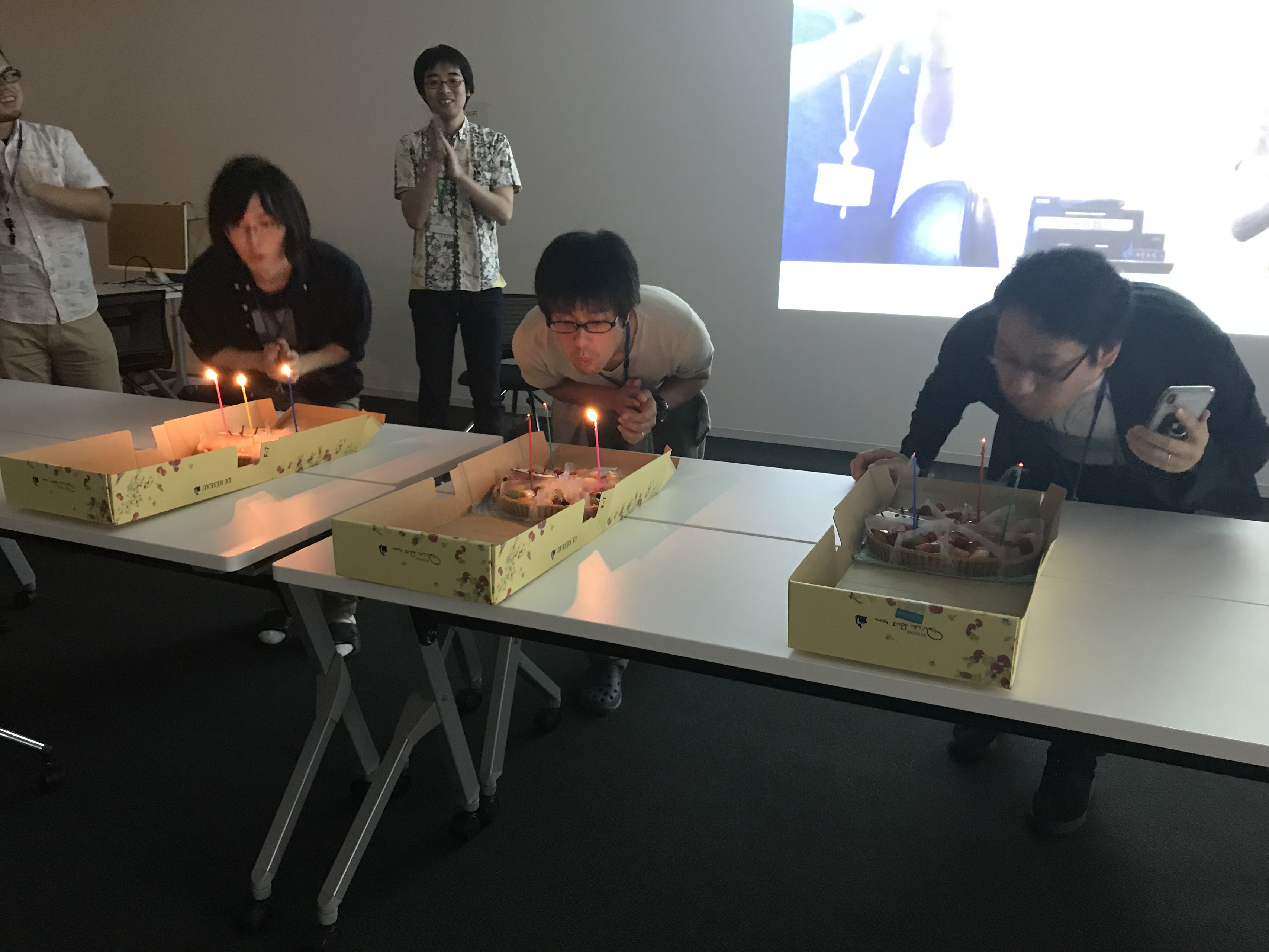 【チームの力を高める開発チームの「賞賛」カルチャー】開発サイクル節目の「お祝い」の様子をレポート！