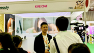 社長がベトナム現地で取材を受けた風景です。イベントにも足を運び挑戦するための現地との交流・情報発信も欠かさないです。