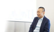 理事長はエン・ジャパンの創業者であり、現代表取締役会長の越智通勝です。越智とも密にコミュニケーションをとりながら事業を進めています。