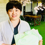 介護業界の人手不足解消の為、介護業界に参入しました。独自の取り組み「介護シェアリング」は日経新聞などのメディアにも取り上げて頂きました！