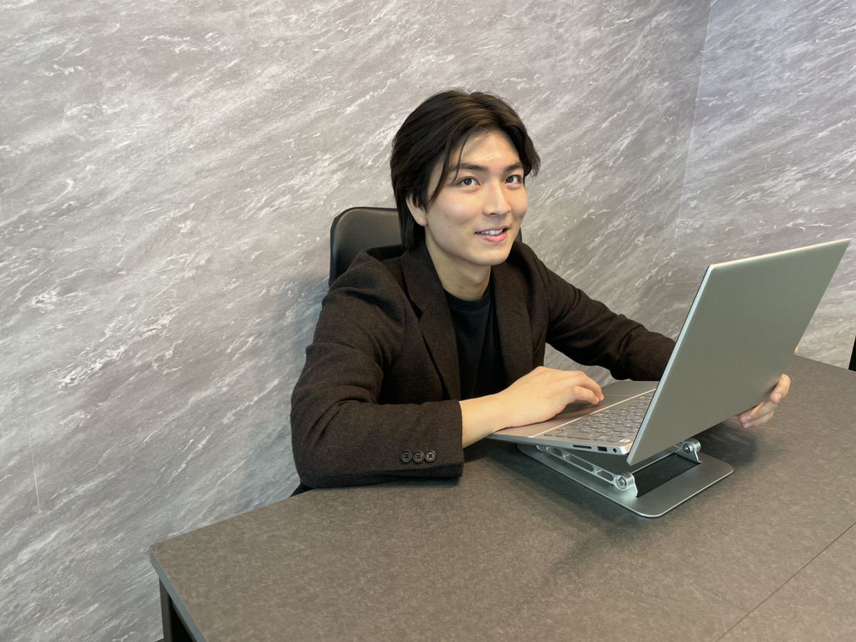 【社員紹介】中小企業の手助けをしたい！代表の理念に共感したという彼の講師業としての想いとは