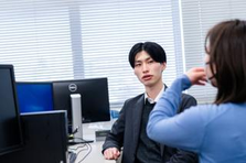 お客様の課題解決のサポートを行うソリューション営業/SES営業