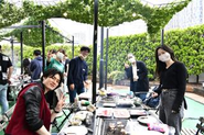 目玉イベントのBBQでは多くの先輩方と交流できます