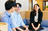 チームメンバー間で日々刺激し合いながら、成長を感じられる環境です。