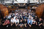 メンバーは約380名！